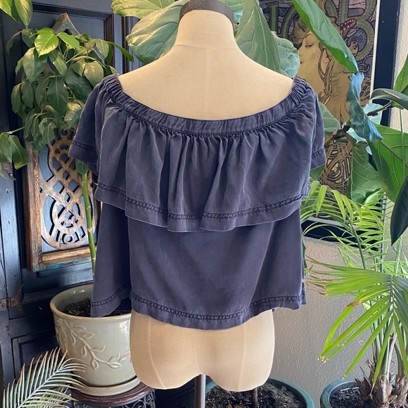 Free People chambray off the shoulder crop top - Picture 9 of 13